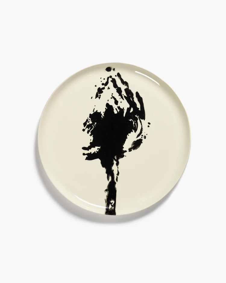 Serving Plate ⌀ 35cm White Black Artichoke | Ottolenghi